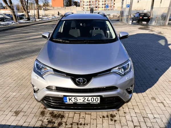 Toyota Toyota Rav4 2.0 Benzīns Valvematic Luxury 4Wd Mu. 