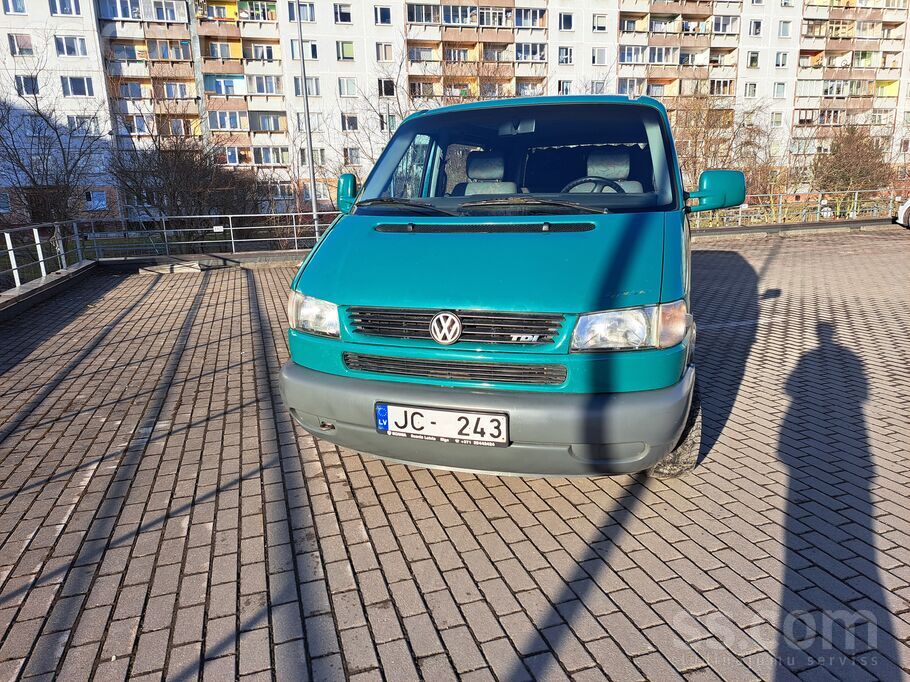 Volkswagen Pārdodu Multivanu 2.5 tdi 75Kw. Līdzi vēl vasaras 