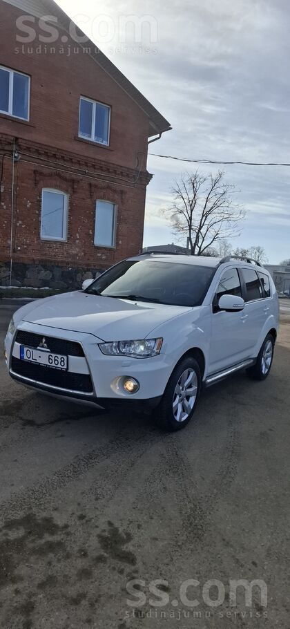 Из Франции. Оригинальный пробег 165189. 4Wd. Новая резина M+S. В хорошем тех