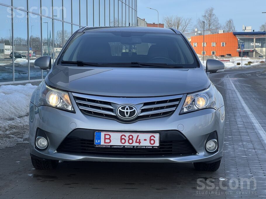 Toyota Avensis 
2.0 dīzelis D4-D
Manuālā ātrumkārba 

Labā tehniskā un v