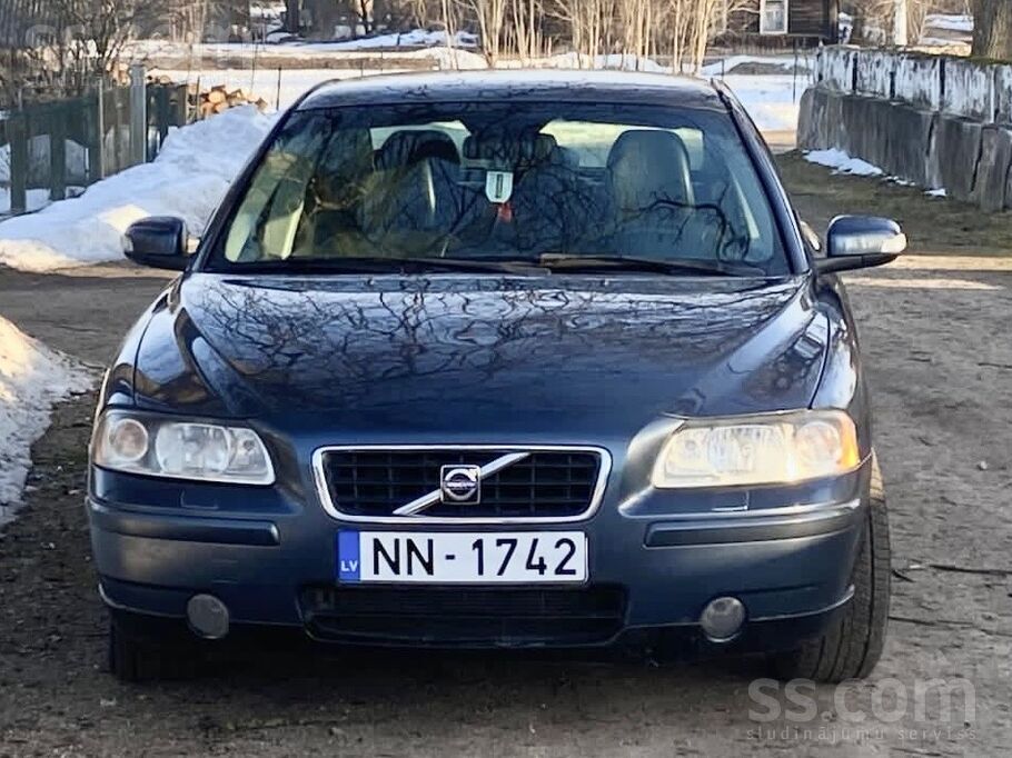 Volvo Pārdodu Volvo S60