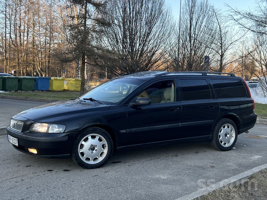 Volvo Двигатель и коробка работают идеально, Грм поменян