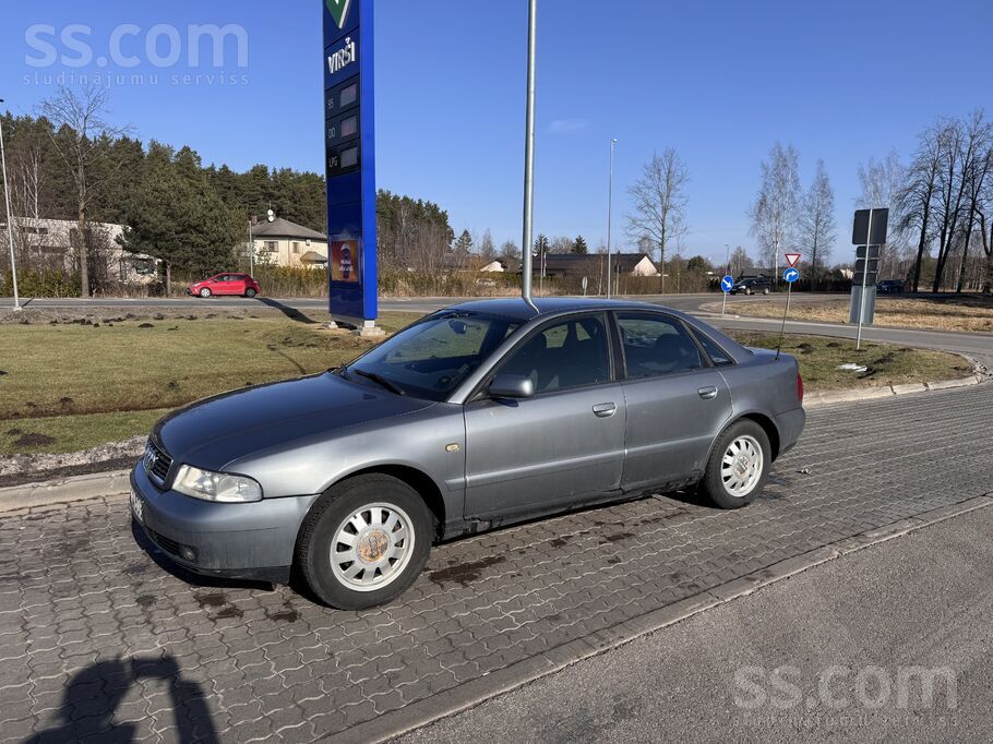 Auto labā tehniskā stāvoklī. Gāzes iekārta darbojas lieliski. Regulāri veikt