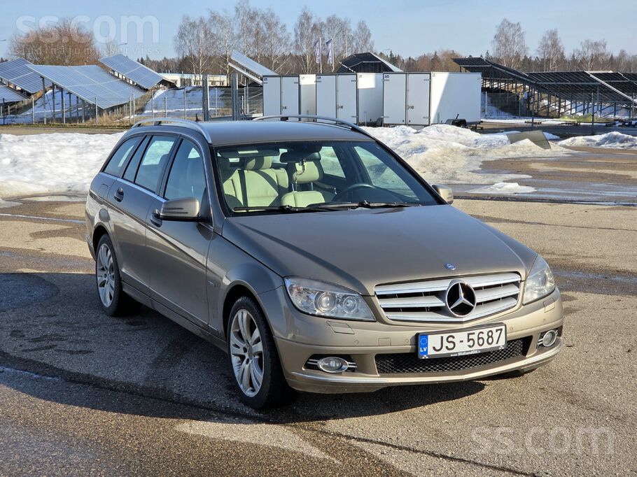 Mercedes benz w204, 250cdi. 2.2 dīzelis, automāts. 150kw. 

Jaudīgs un eko
