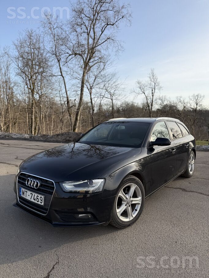 Audi Pārdodu Audi A4 B8 2012.gada universāli . 2, 0 dīz