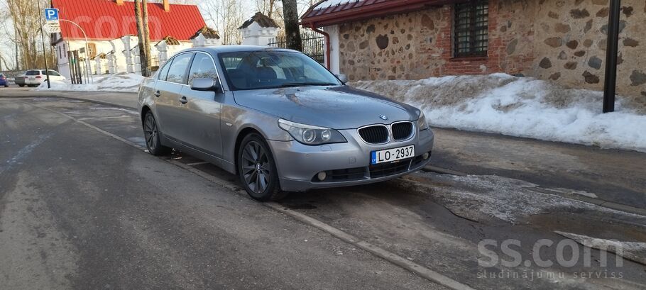 BMW Bmw 530 ar veco, labo m54 dzinēju, kurš strādā lab