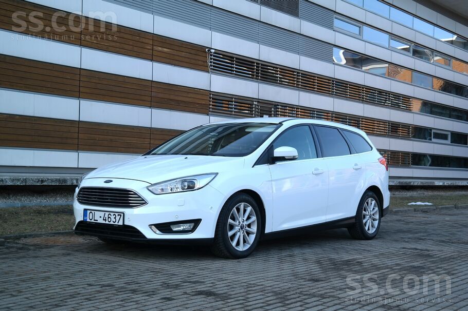 Ford Lieliskā tehniskā un vizuālā stāvoklī un ar pierād