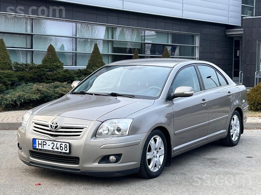 Toyota Pirkta Latvijā, Toyota Avensis Facelift 2.0 Benzīn