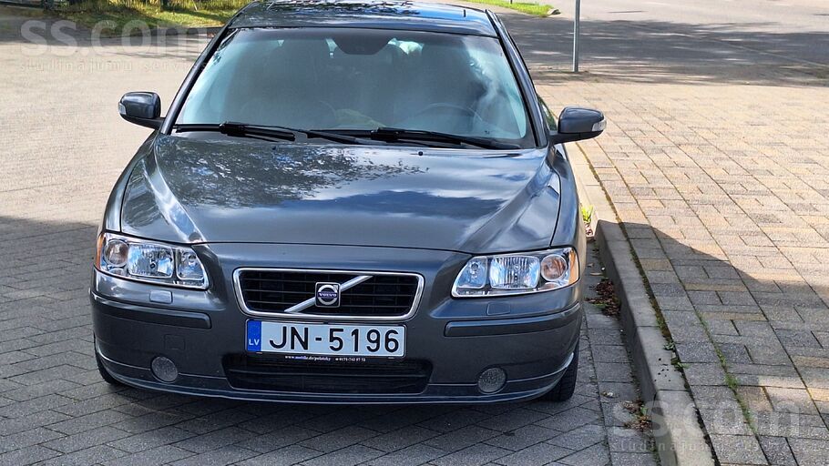 Volvo Pārdodu Volvo S60 