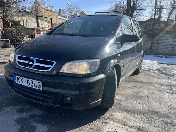 Opel Opel zafira новый тех осмотр . Чистый и ухоженный 