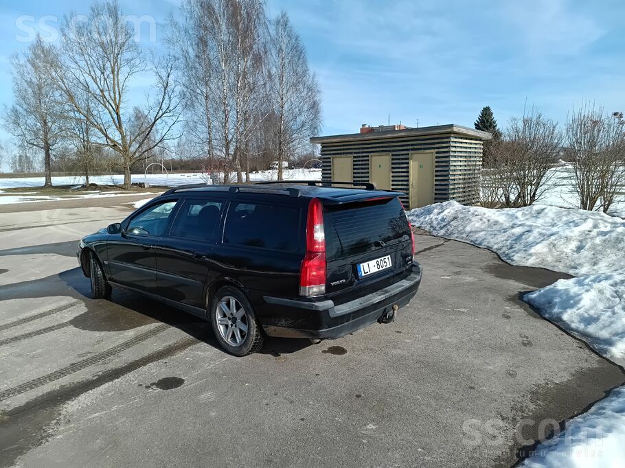 Volvo Pārdod Volvo V 70. 4x4. 2.4 d 120kw. Jauna tehnisk