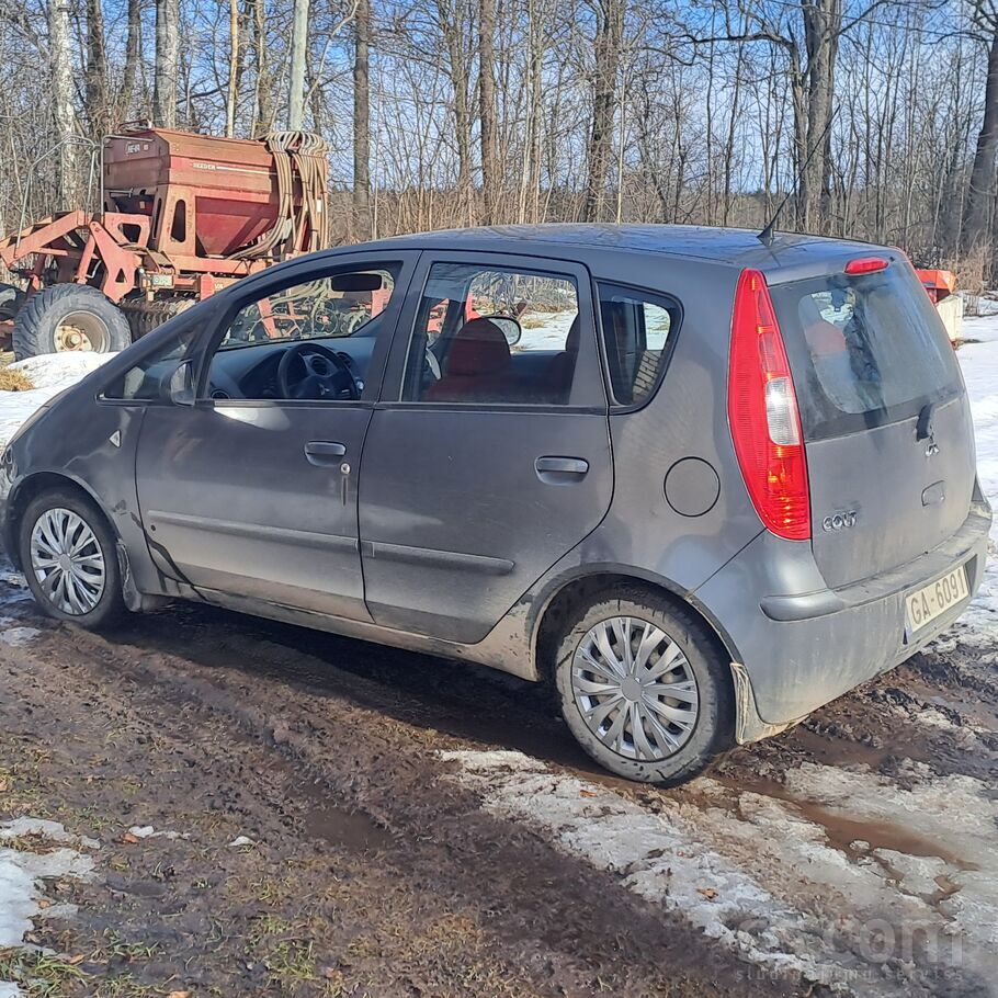 Mitsubishi Pārdodu. 