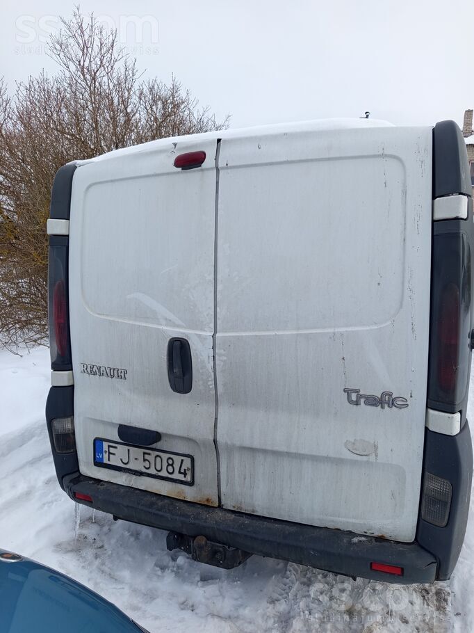 Renault Sēdies un brauc
