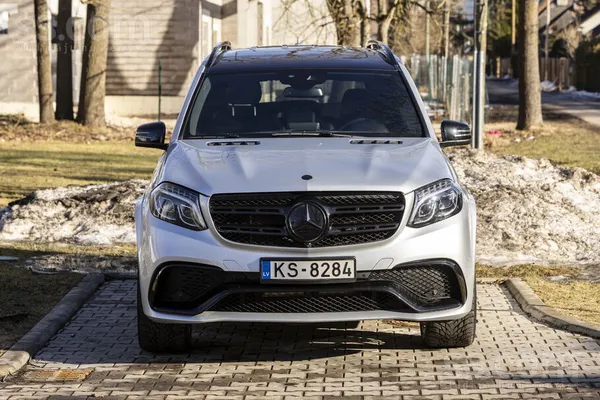 Mercedes-Benz Gls 450 4Matic / 
Amg Gls 63 Body Kit /
150000 KM /

2017