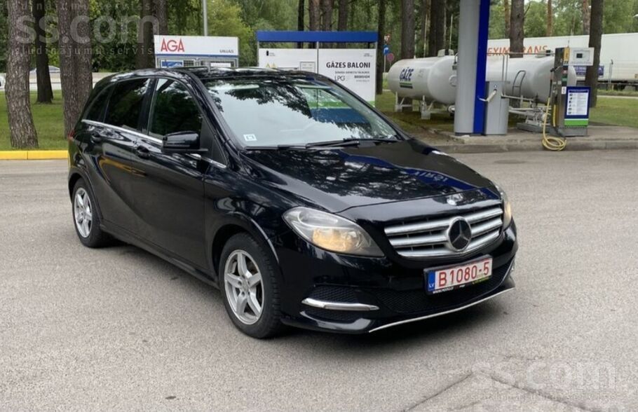 Mercedes Авто в хорошем сострянии. Не работает газ, работае