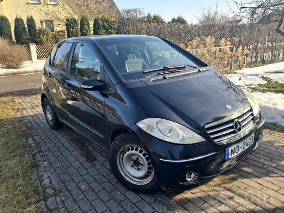 Mercedes Pārdodu Mercedes-Benz A180. Praktisks un ekonomisk