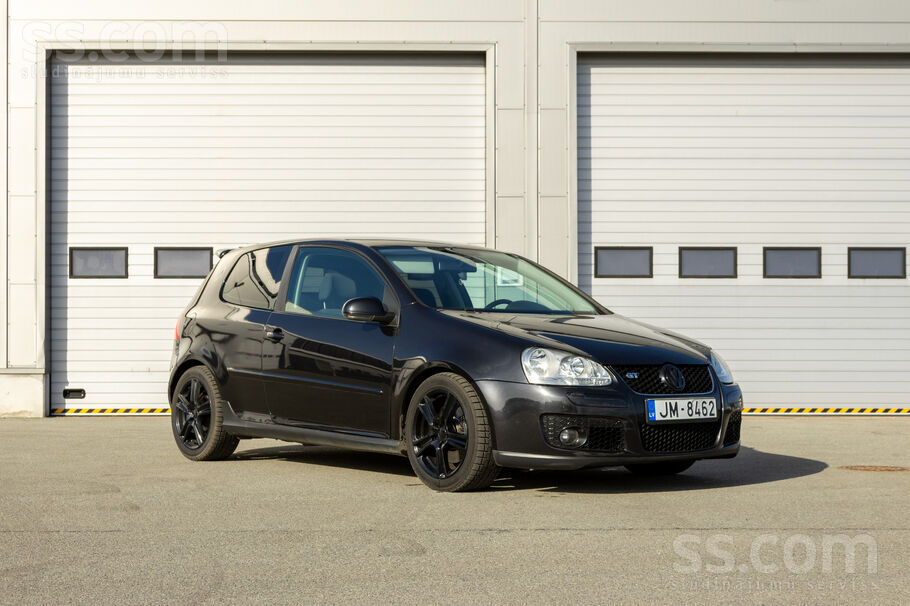 Volkswagen Pārdodu VW Golf 5 GT 2.0 Tdi 125kW (170zs)