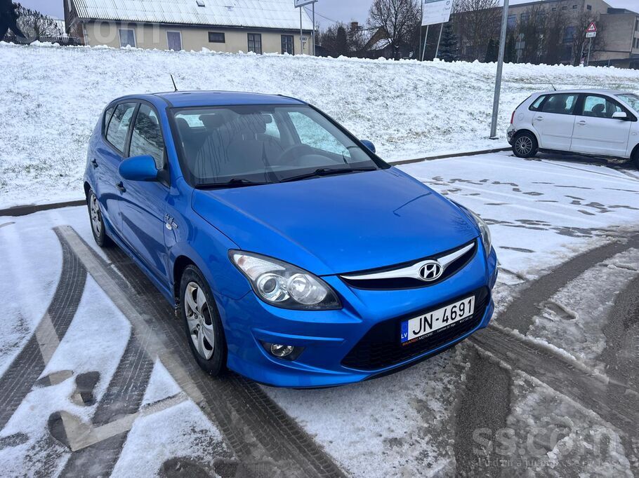 Pārdodu 2011. gada Hyundai i30 ar 1.4 80kW benzīna motoru. Auto veiktas regu
