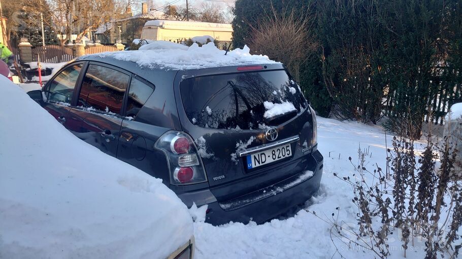 Продается с дефектом двигателя, перед есть cняли , есть еще один двигатель с