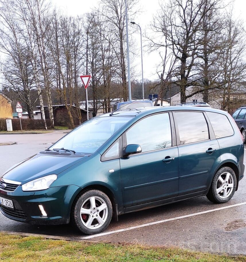 Ford Auto labā tehniskā kārtība. Regulāri veiktas apkop