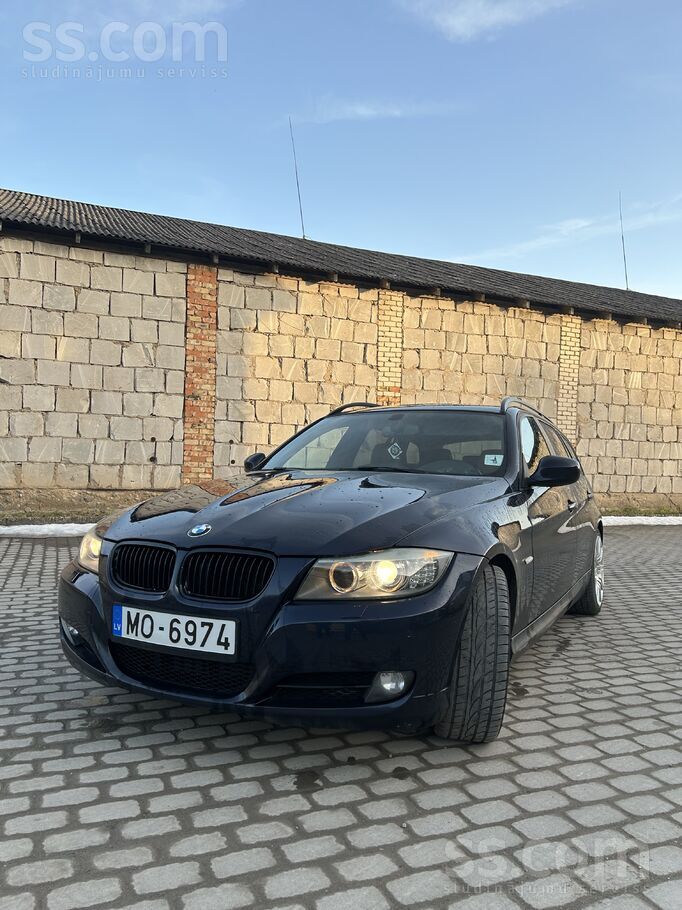 BMW Pārdod BMW E91 318d. 