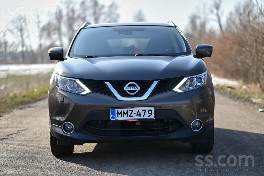 Automašīna tika iegādāta izsolē Somijā ar bojātu pārnesumkārbu. Ātrumkārba t