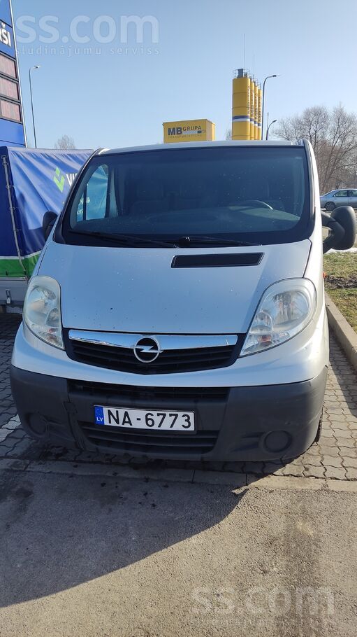Opel Pirkts Zviedrijā, viens saimnieks, lietots privātā