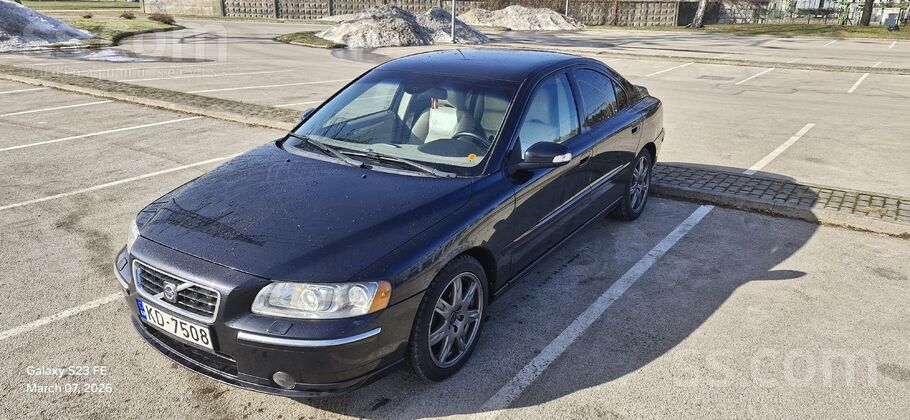 Pārdodu 2007. gada Volvo S60 2.4 D5 (136 kW/ 185 Zs). 
Latvijā kopš 2014. g