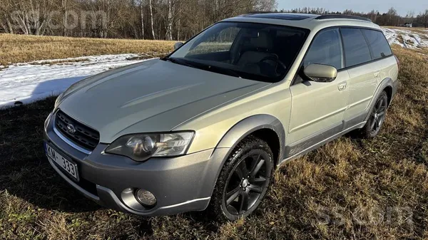 Subaru Pārdodu vienkāršu un uzticamu auto;