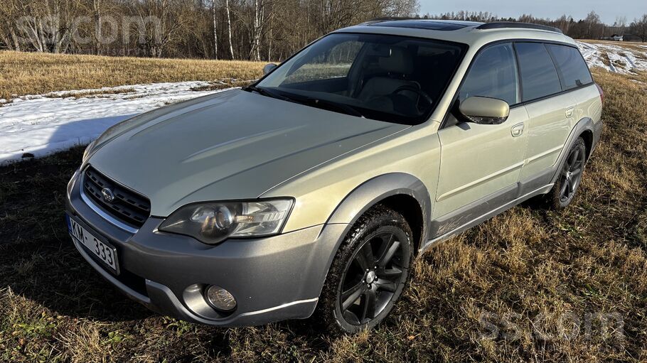 Pārdodu vienkāršu un uzticamu auto;
Pastāvīgā subaru pilnpiedziņa, mehānisk