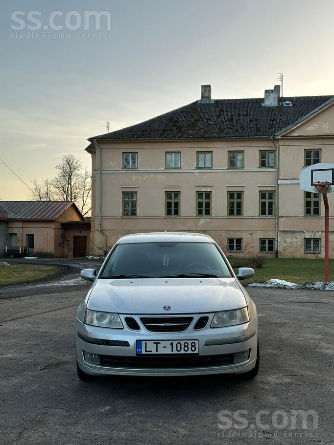 Saab Pārdodu automašīnu. Labā tehniskā stāvoklī. Nomain