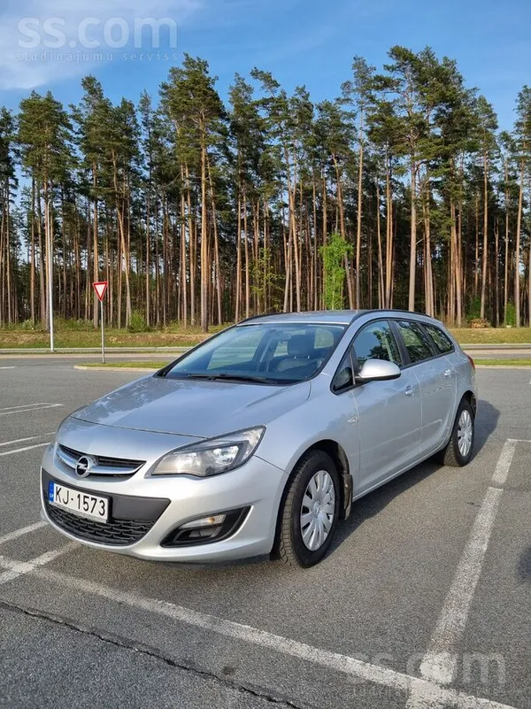 Opel Opel Astra J Sports Tourer 1.6 Tdi (81 kW)