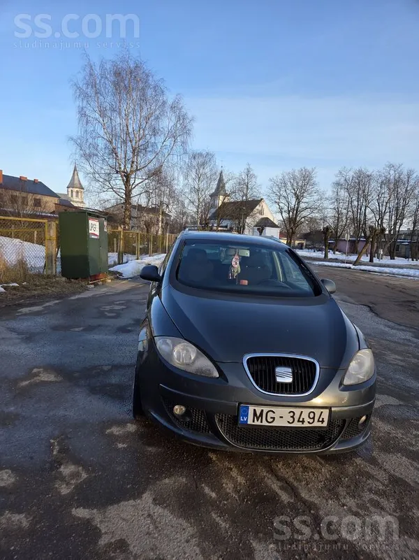 Seat Pārdodu Seat Altea XL ar jaunu TA. Jautāt privati.