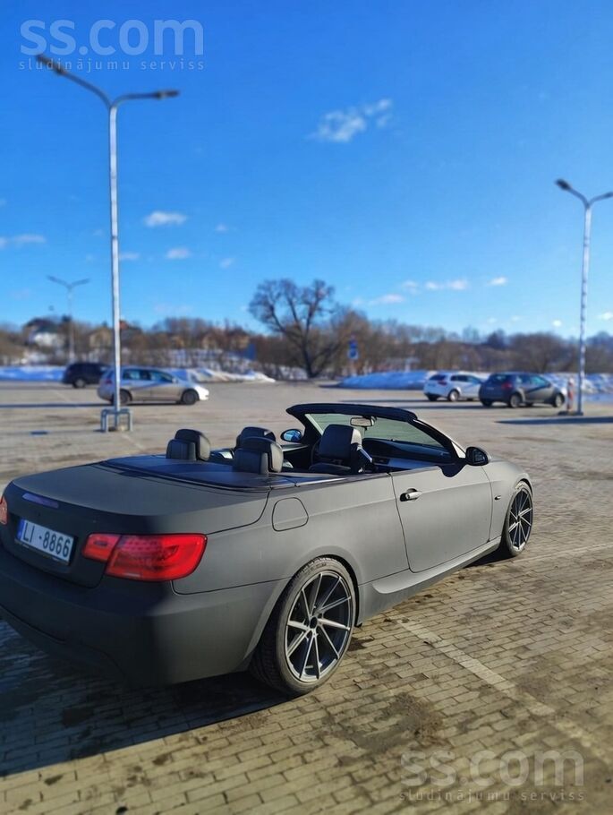 BMW Pārdod BMW 3 Series E93 Cabrio 3.0d 180kW M-Pack (