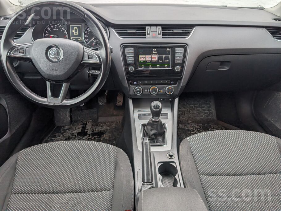 Skoda Auto labā tehniskā stāvokli. 