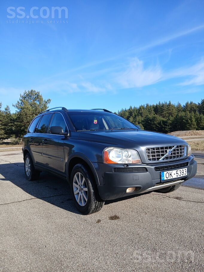 Volvo Tirgoju Volvo ar pilnpiedziņas defektu, kuram jāma