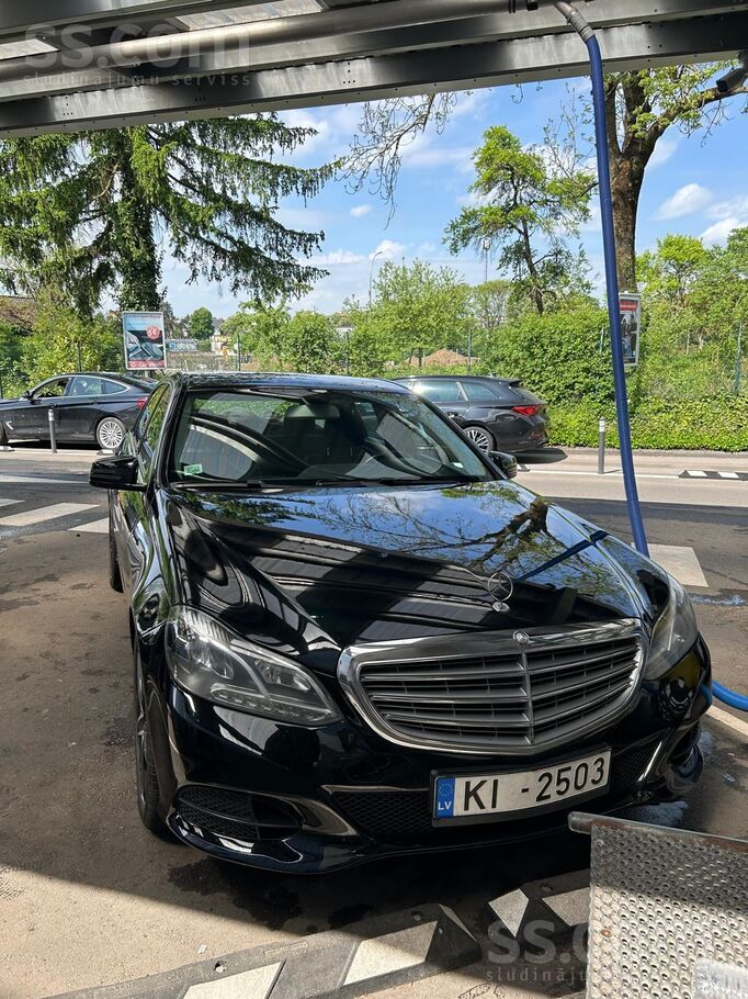 Mercedes Auto labā stāvoklī. Tikko izlieta tehniskā apskate