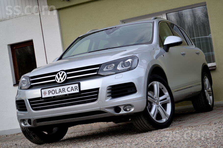 Volkswagen VW Touareg R-line 3.0 Tdi 245 Zs, servisa grāmatiņ