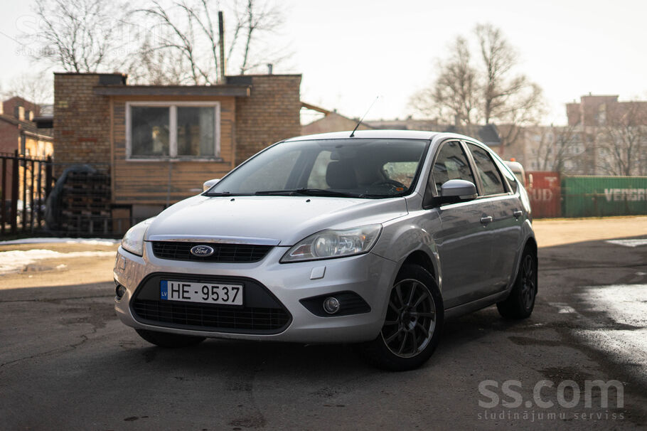 Ford Pārdodu labu ford focus 1.6benz/gaze. Auto ļoti la
