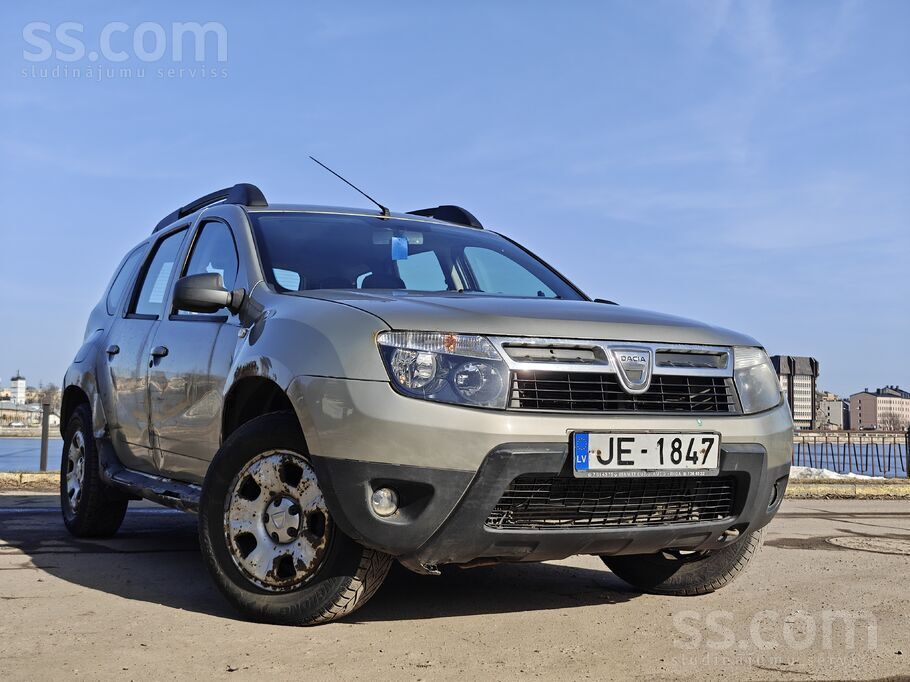 Dacia Визуальные дефекты, машина на ходу