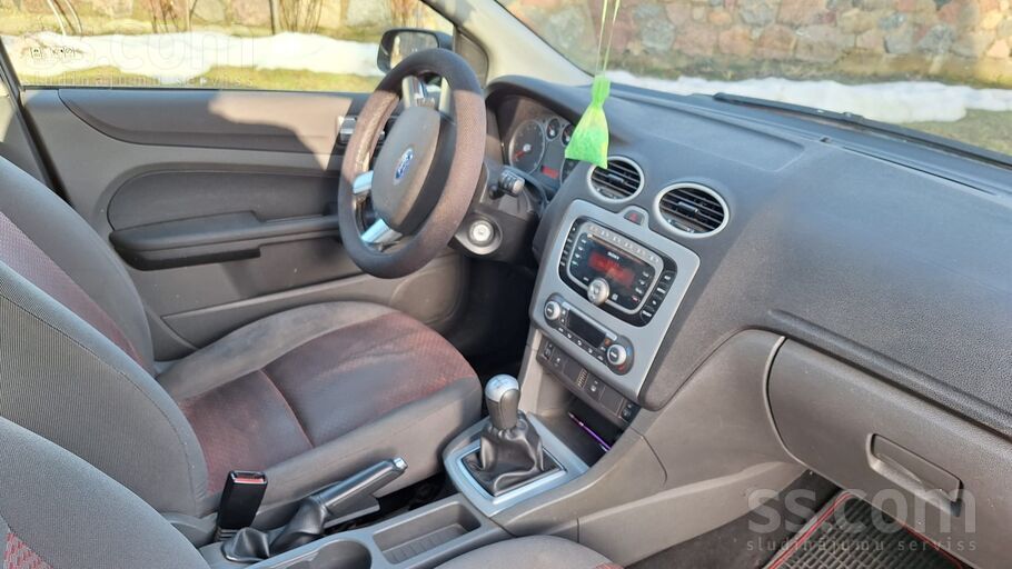 Ford Pārdodu lietotu Ford focus 2008.gada 1.6 benzīns