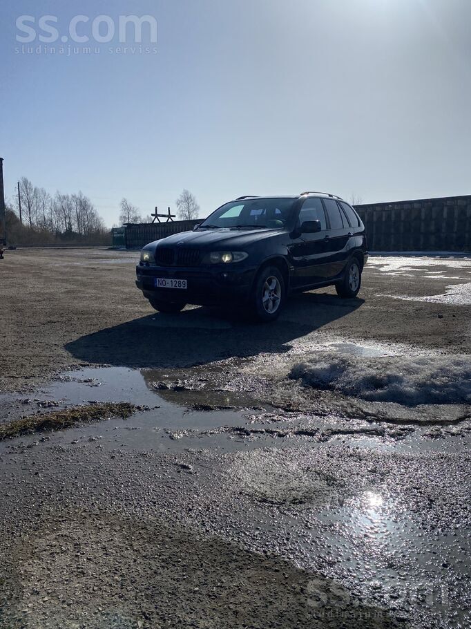 BMW Steidzami pārdod uzticamu un koptu BMW X5 E53 ar 3