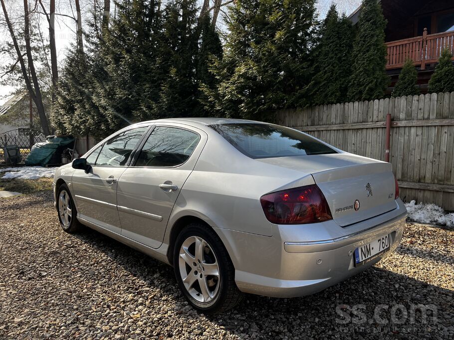 Peugeot Pardodu Peugeot Laba stavokli , dzinejs strada lab