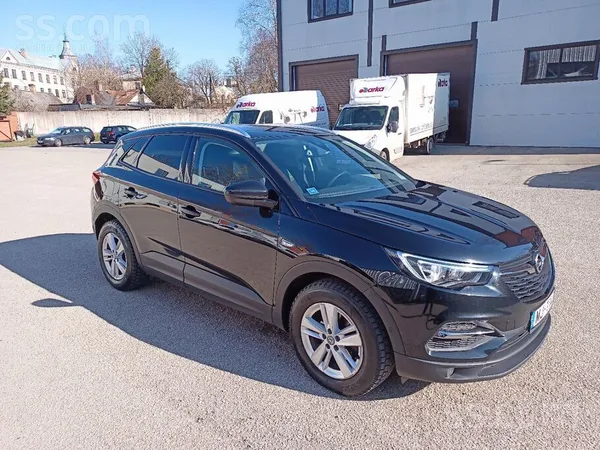 Opel Opel Grandland X 1, 6 Hybrid Ultimate komplektācij