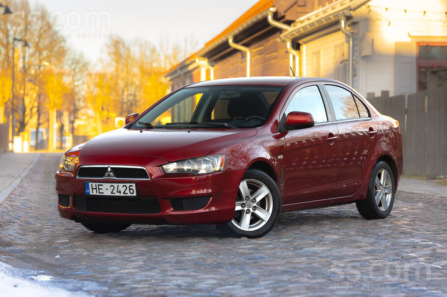 Продаём ухоженный Mitsubishi Lancer, 1.5 Benzine 80 kw, автоматическая короб