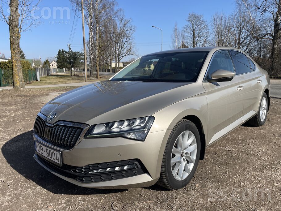 Škoda Superb