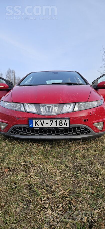 Honda Pārdodās Honda Civic, loti laba tehn. stāvoklī, ie