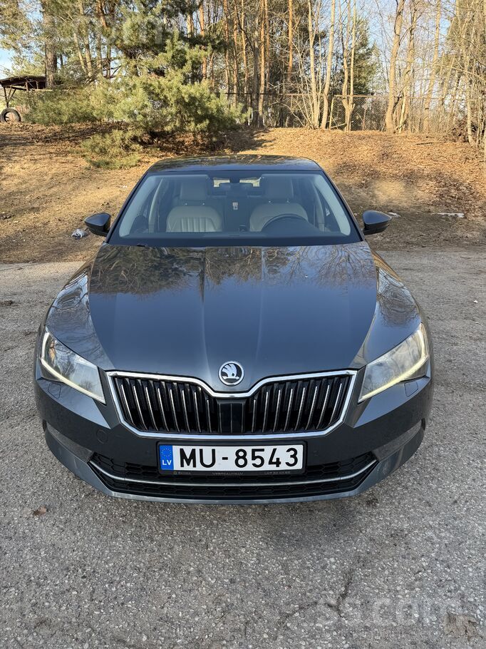 Skoda Продаётся Škoda Superb 1.8 бензин 132Kw/180hp , ко