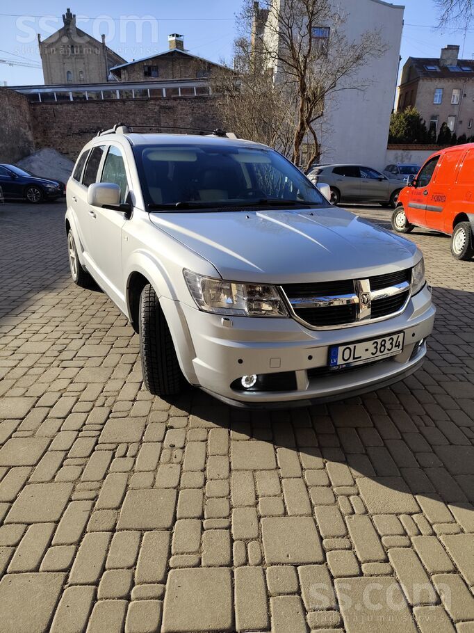 Dodge Dodge Journey 2.4 benzing/gaze. Mašīna ļoti labā s