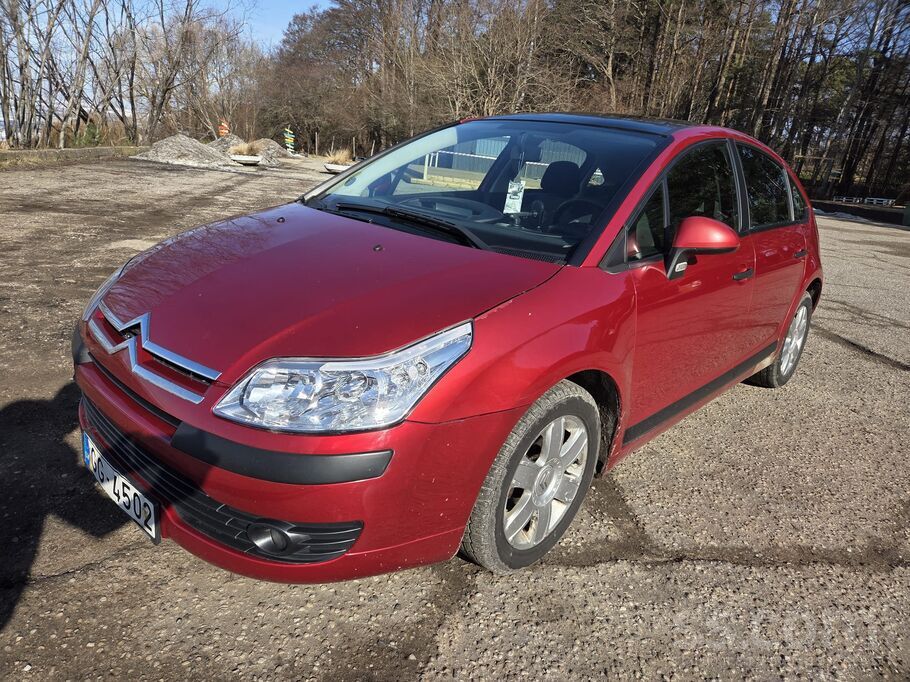 Pārdodu praktisku auto - Citroën C4 1.6, 2006 g. , benzīns, 80 kW – gatavs b